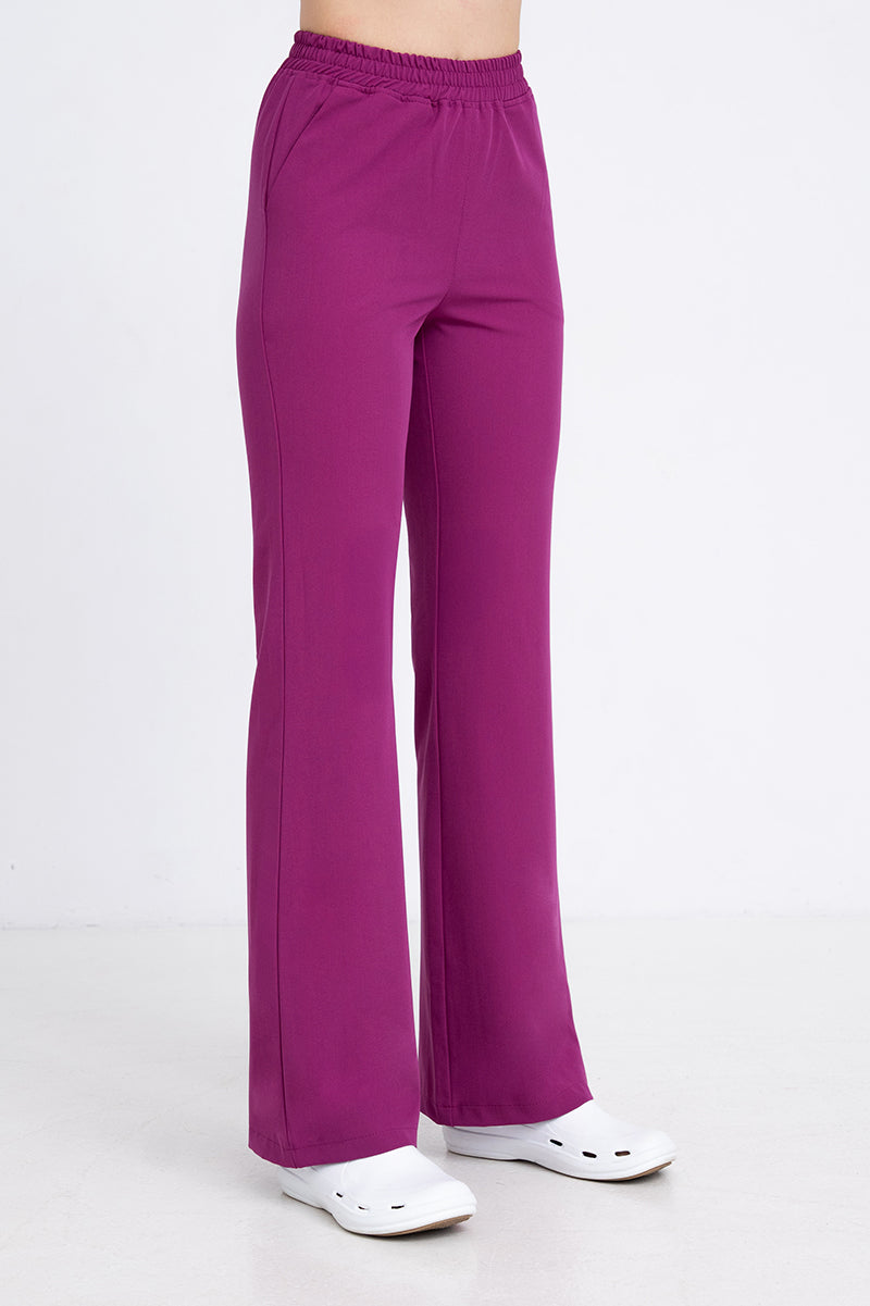 Medyczne spodnie damskie dzwony - kolor rouge