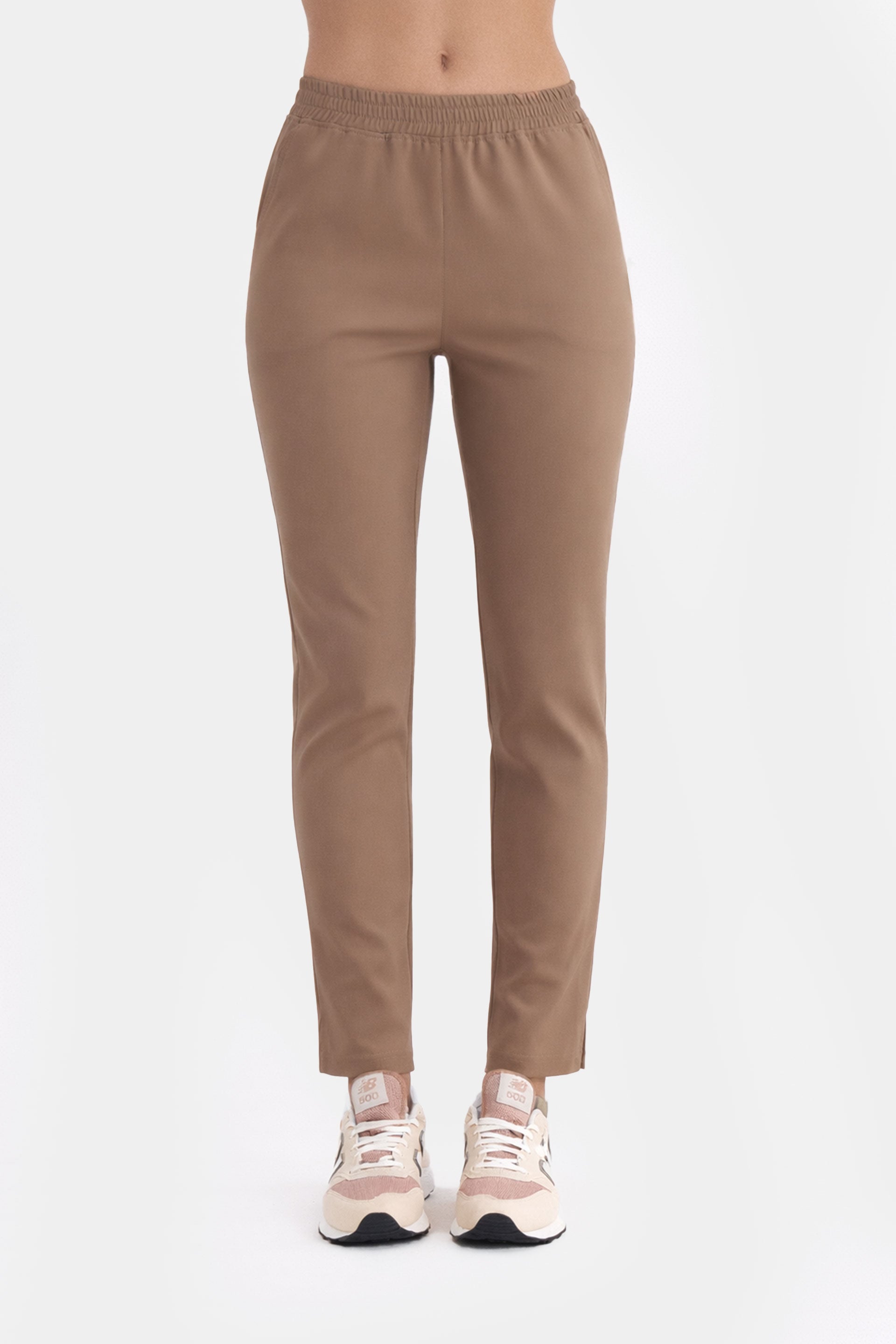 Damskie spodnie medyczne Fit - kolor nude cream