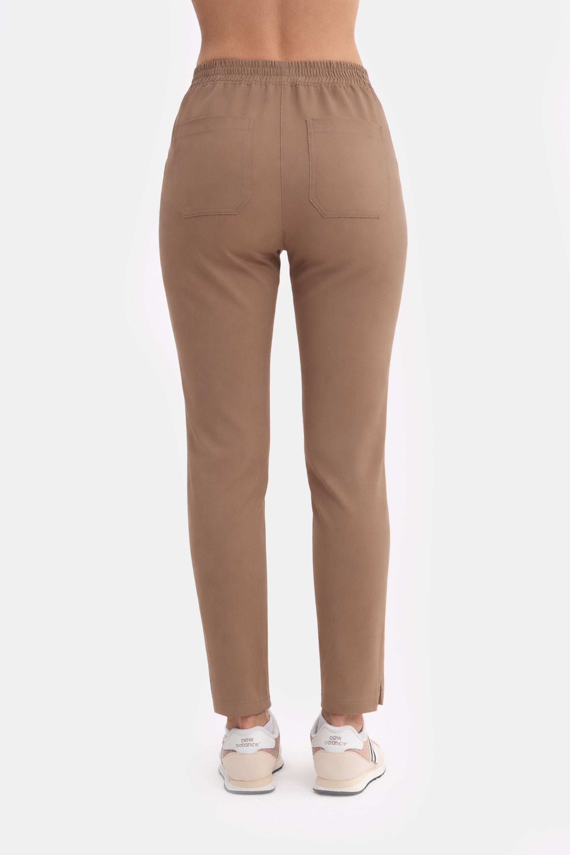 Damskie spodnie medyczne Fit - kolor nude cream