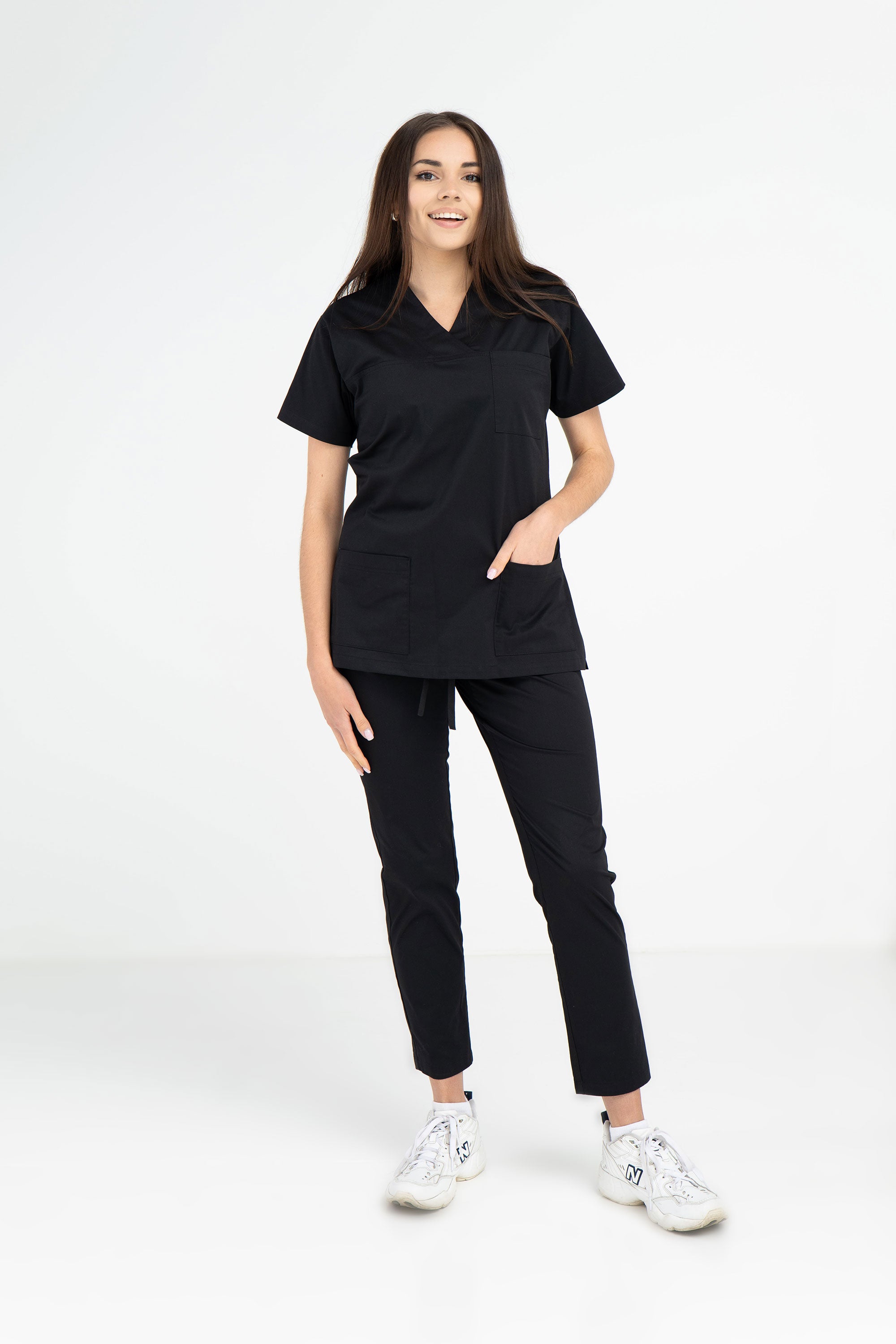 Damska bluza medyczna Nina - kolor czarny