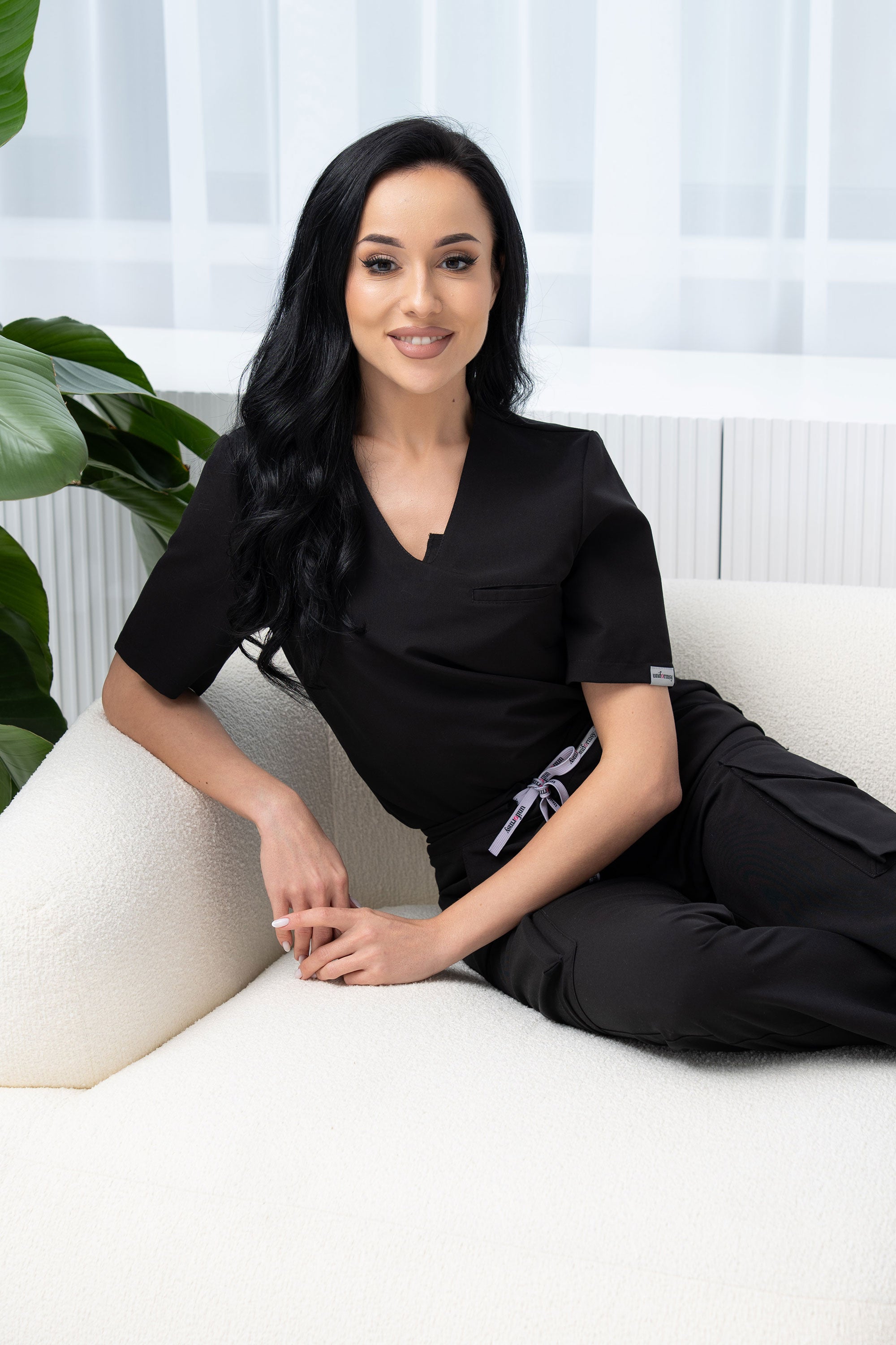 Medyczna bluza damska Cami - kolor black